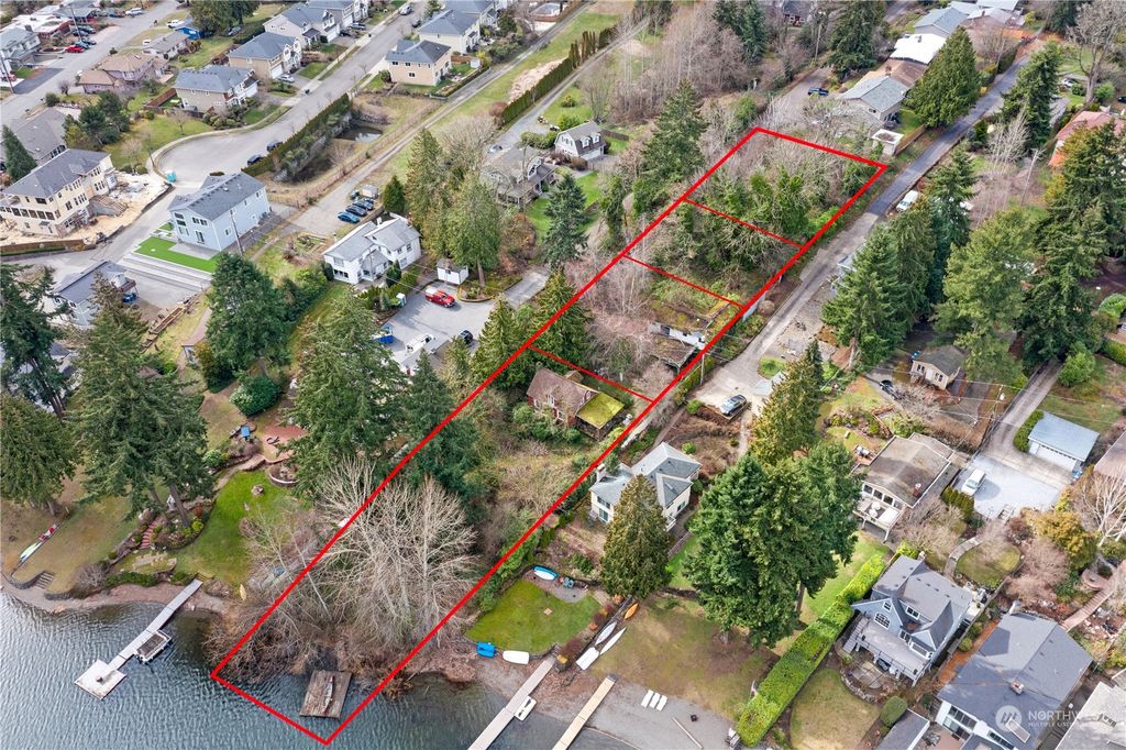 Photo of 3774 S 189th Place, SeaTac, WA 98188 (MLS # 2046736)