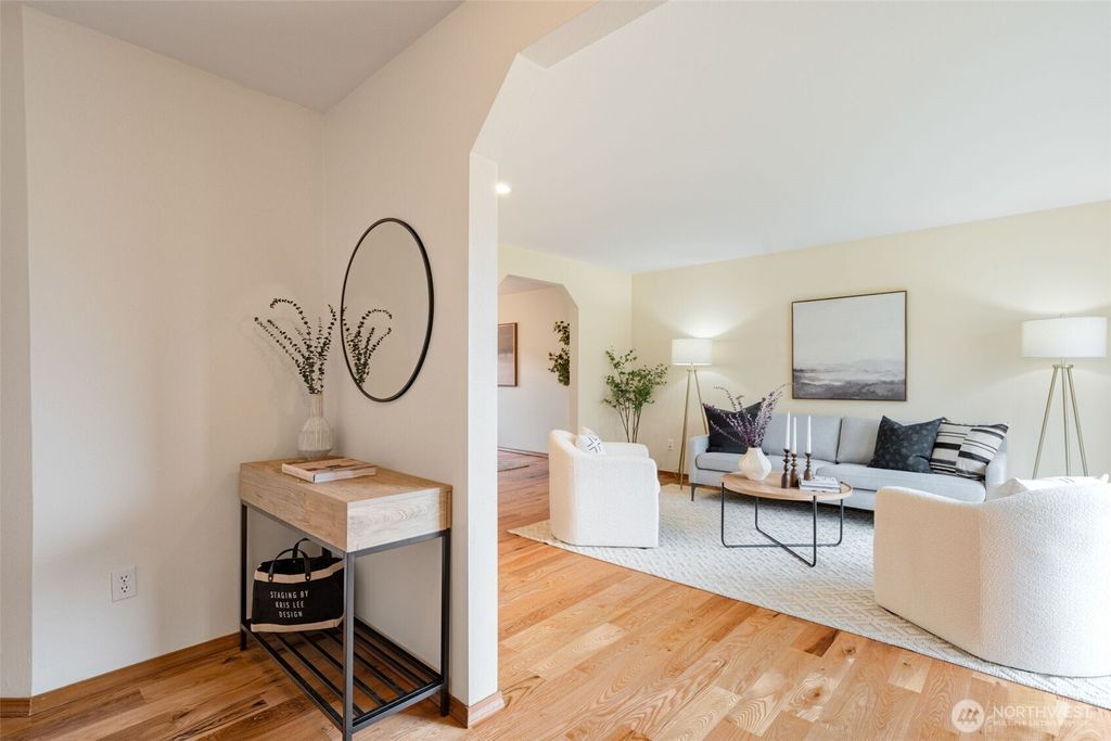 Photo of 4108 NE 2nd Street, Renton, WA 98059 (MLS # 2339447)