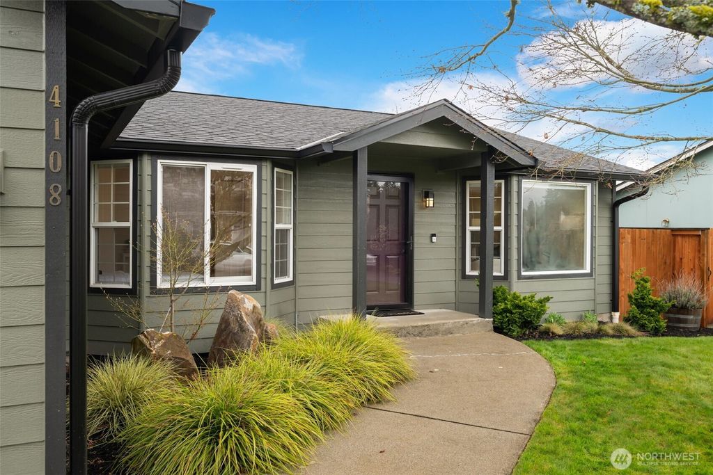Photo of 4108 NE 2nd Street, Renton, WA 98059 (MLS # 2339447)