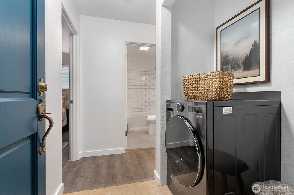 Photo of 819 High Street #101, Bellingham, WA 98225 (MLS # 2472638)