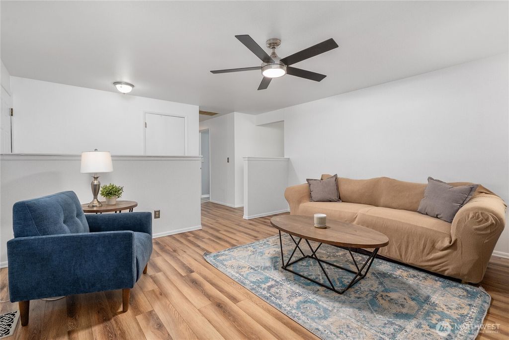 Photo of 9916 S 248th Street, Kent, WA 98030 (MLS # 2385978)