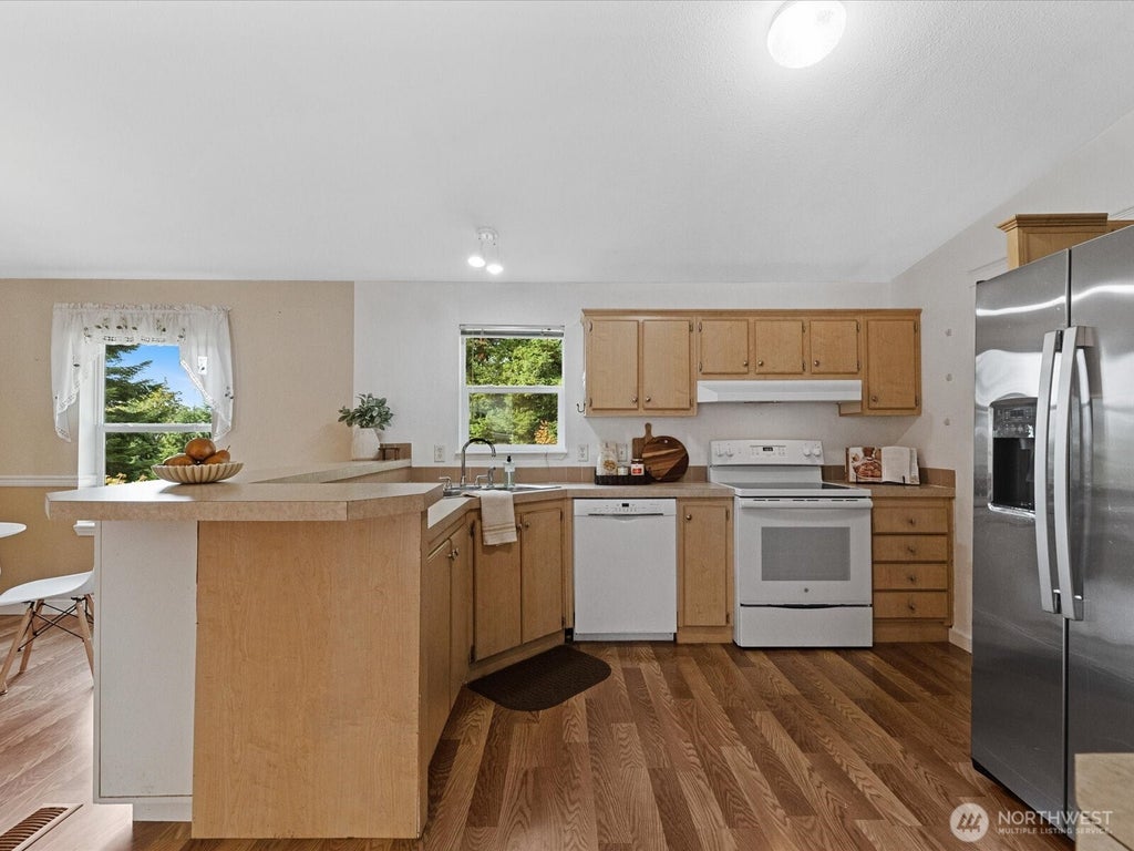 Photo of 12608 NE Hollyhills Drive, Bothell, WA 98011 (MLS # 2591151)