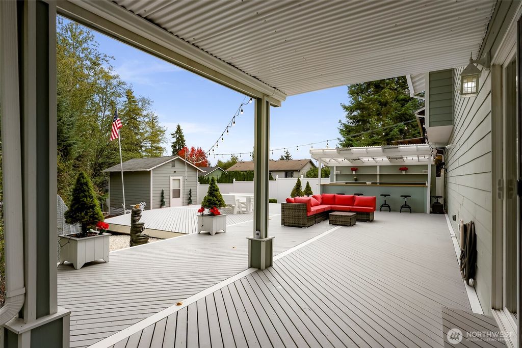 Photo of 3205 200th Place SW, Lynnwood, WA 98036 (MLS # 2446344)