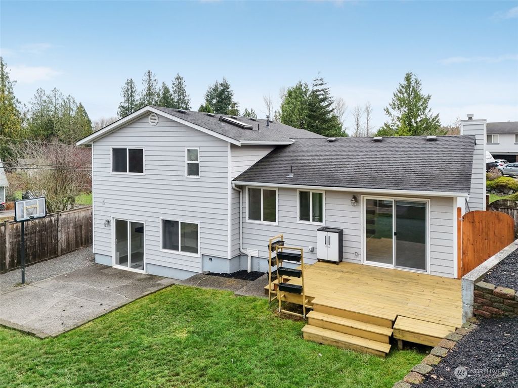 Photo of 12303 28th Place NE, Lake Stevens, WA 98258 (MLS # 2310978)