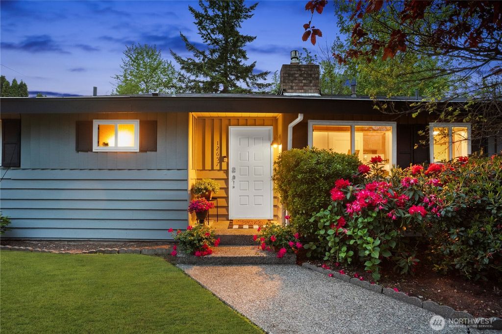 Photo of 12657 155th Avenue SE, Renton, WA 98059 (MLS # 2388261)