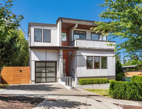 2222 E McGraw Street Seattle WA 98112