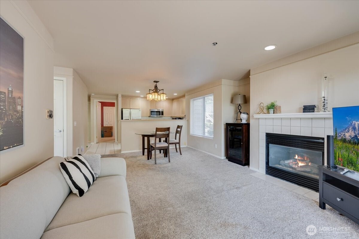 15325 Sunwood Boulevard B201