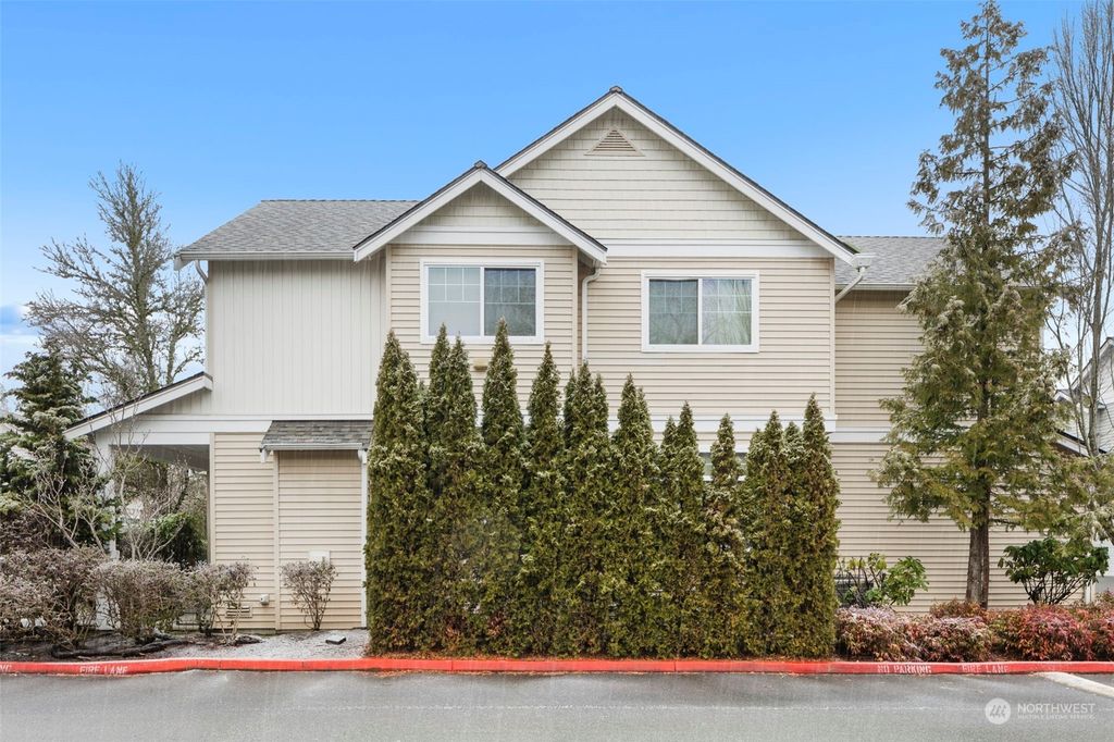 Photo of 820 232nd Place NE, Sammamish, WA 98074 (MLS # 2191932)