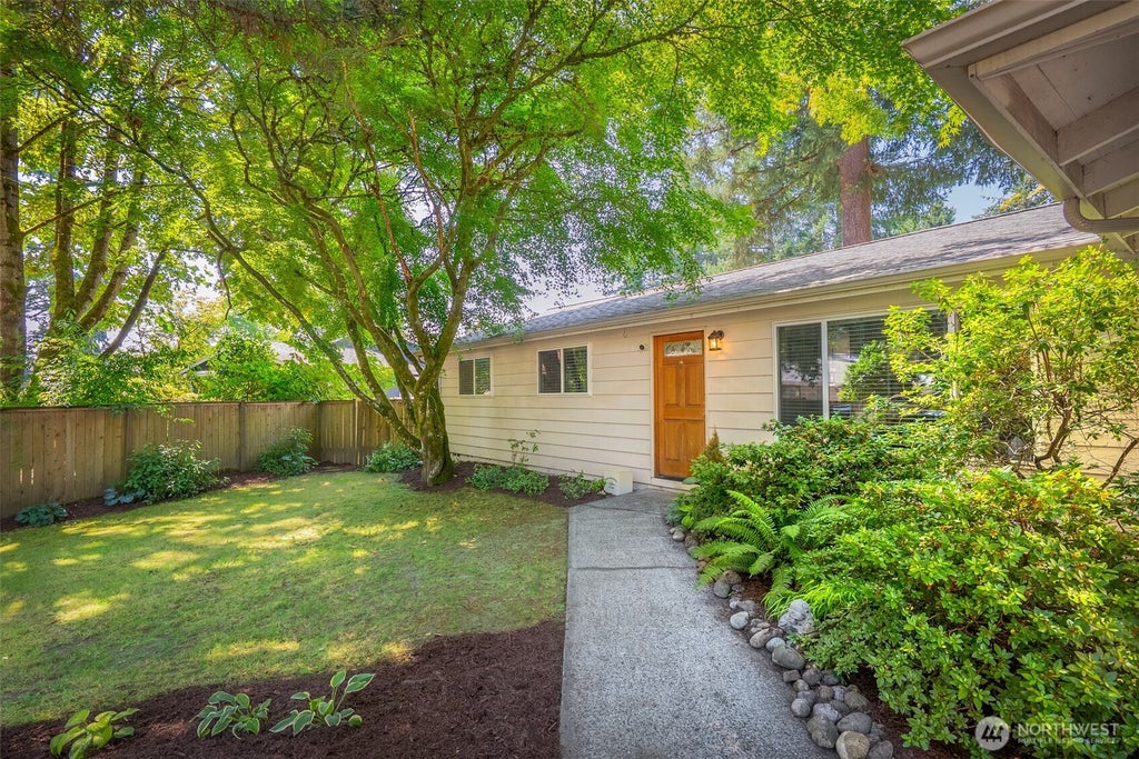 Photo of 8300 NE 146th Street, Kenmore, WA 98028 (MLS # 2567194)