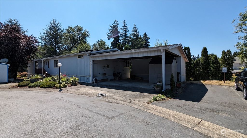 Photo of 20703 113th Place SE, Kent, WA 98031 (MLS # 2141805)