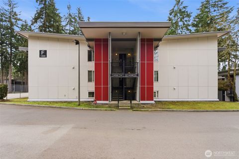 Photo of 14555 NE 32nd Street #F101, Bellevue, WA 98007 (MLS # 2500413)