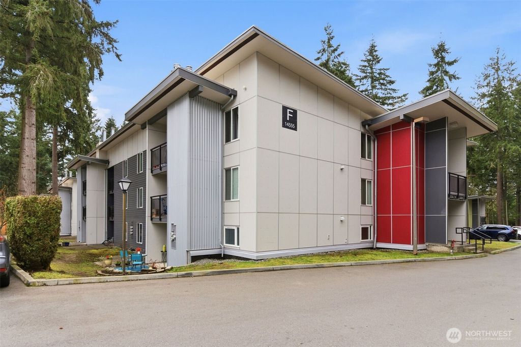 Photo of 14555 NE 32nd Street #F101, Bellevue, WA 98007 (MLS # 2500413)