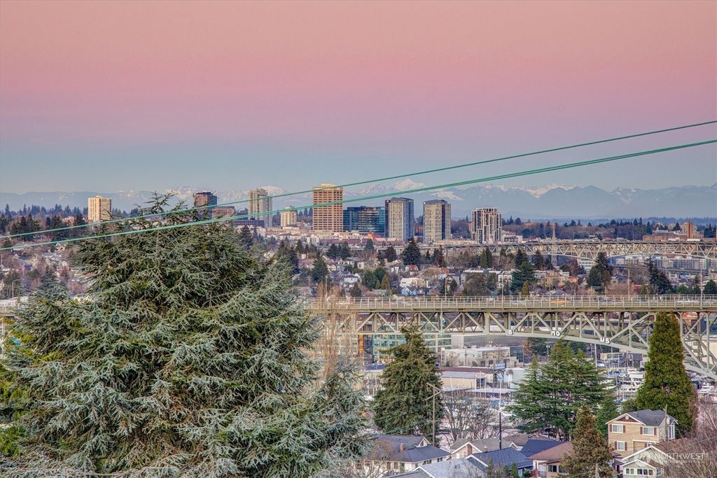 Photo of 2621 Warren Avenue N, Seattle, WA 98109 (MLS # 2328267)