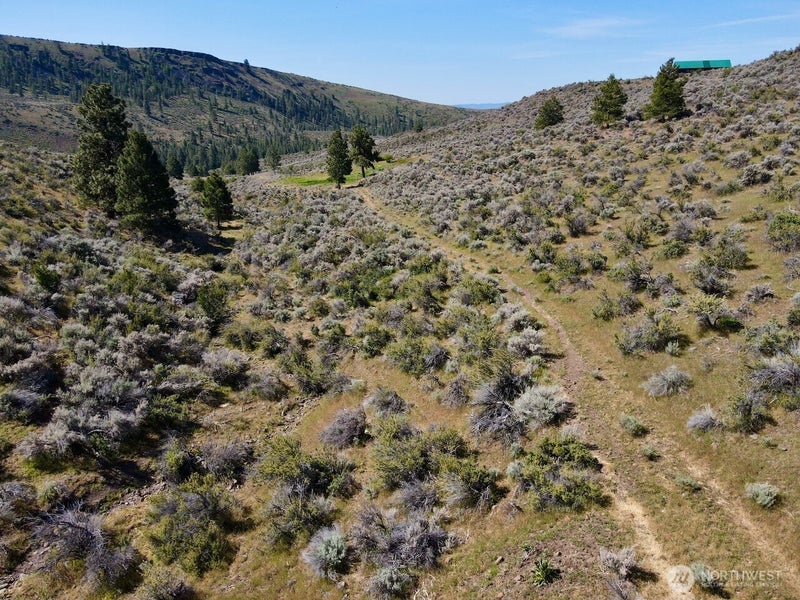 4 Secret Canyon Road