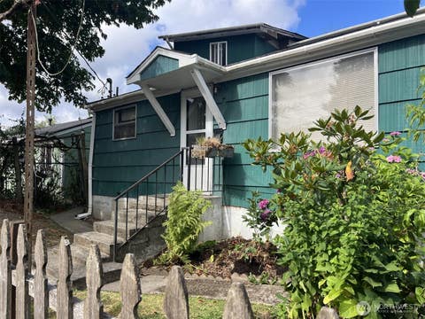 Photo of 8641 45th Avenue S, Seattle, WA 98118 (MLS # 2556621)