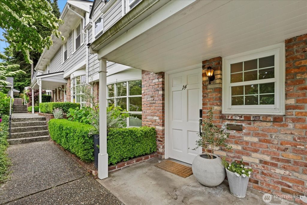 Photo of 1420 Bellevue Way SE #14, Bellevue, WA 98004 (MLS # 2381881)