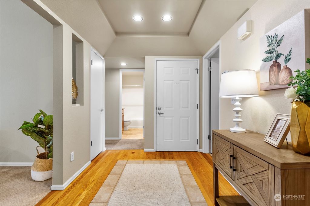 Photo of 9009 Avondale Road NE #B204, Redmond, WA 98052 (MLS # 2126558)