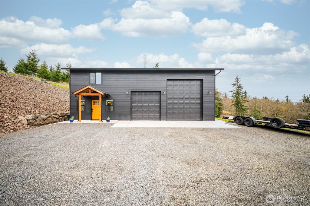 Photo of 2485 China Garden Road, Kalama, WA 98625 (MLS # 2501276)
