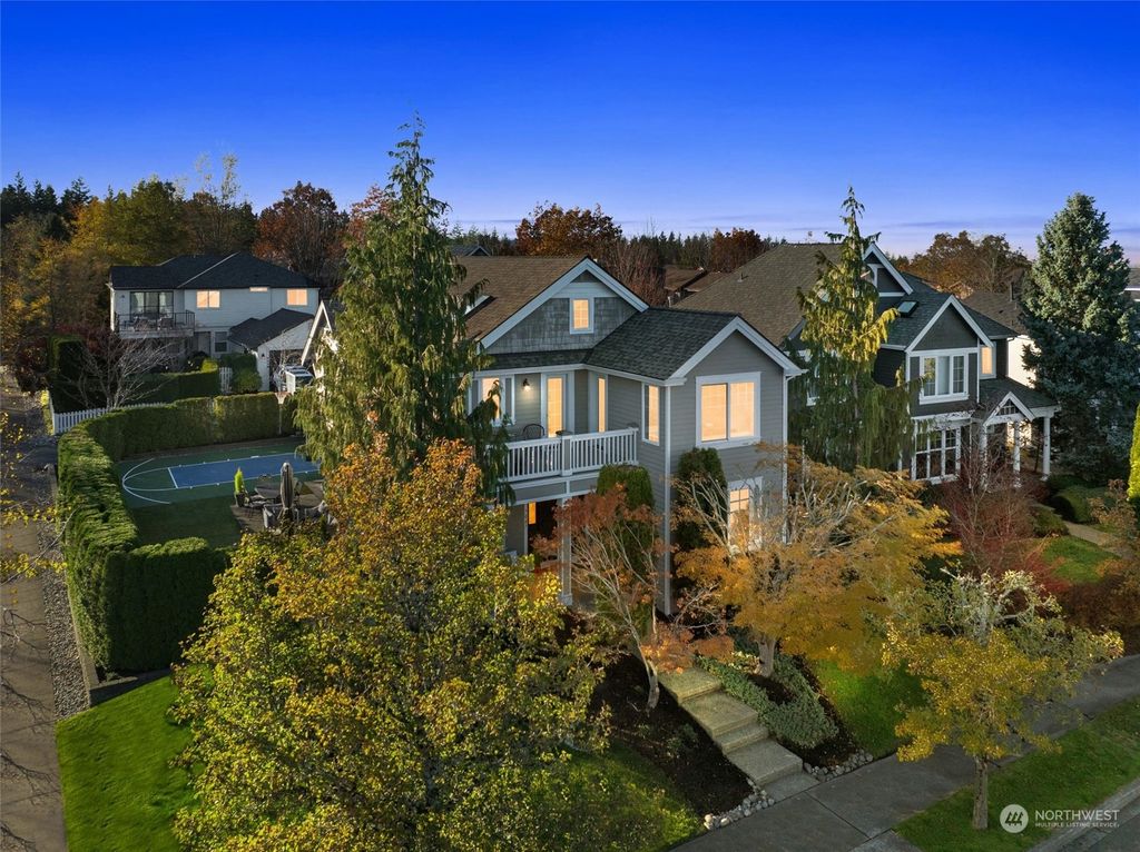 Photo of 7047 Chanticleer Avenue SE, Snoqualmie, WA 98065 (MLS # 2310630)