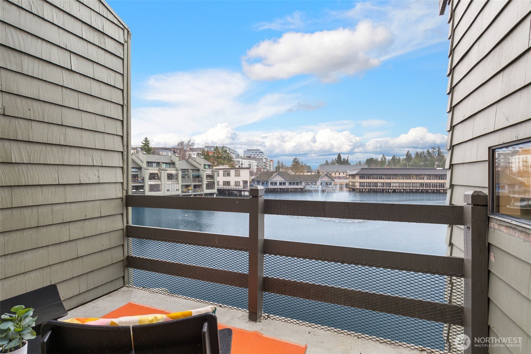7 Lake Bellevue Drive 208