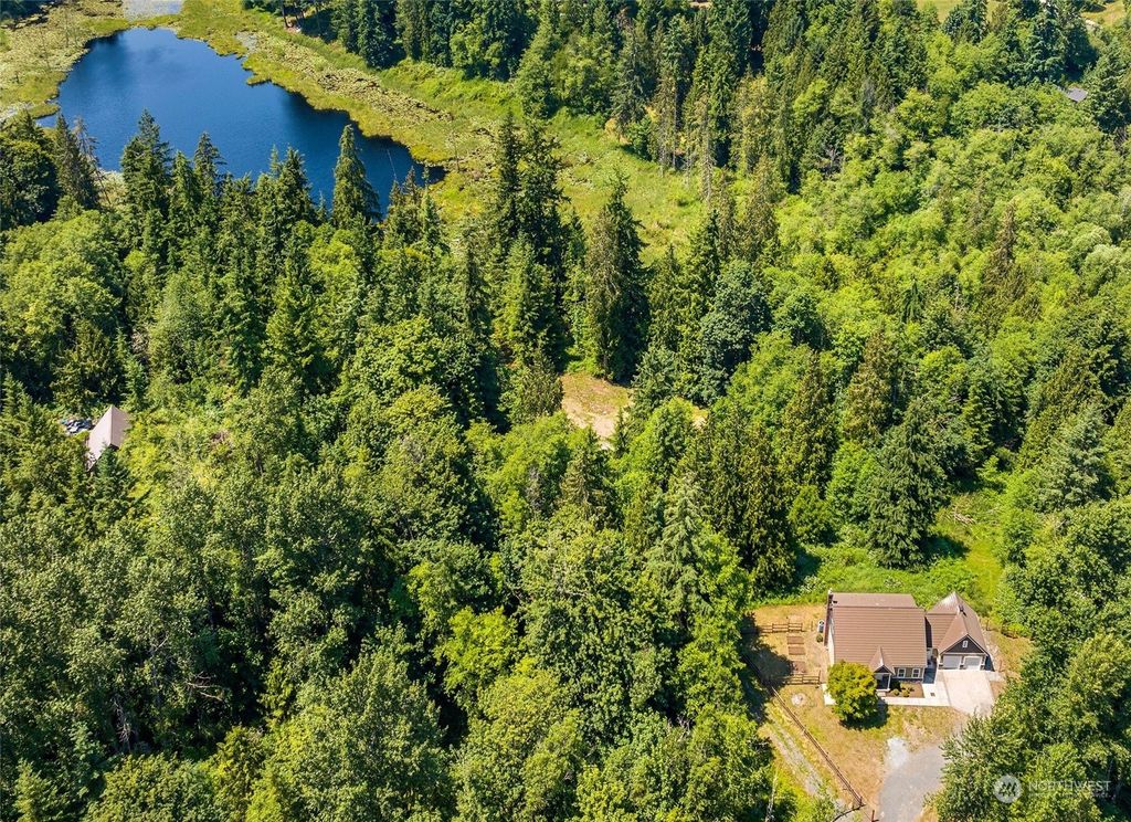 Photo of 15816 66th Avenue NW, Stanwood, WA 98292 (MLS # 2133119)