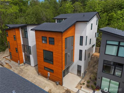 5252 23rd Avenue SW, Seattle, WA 98106 - MLS#: 2331765