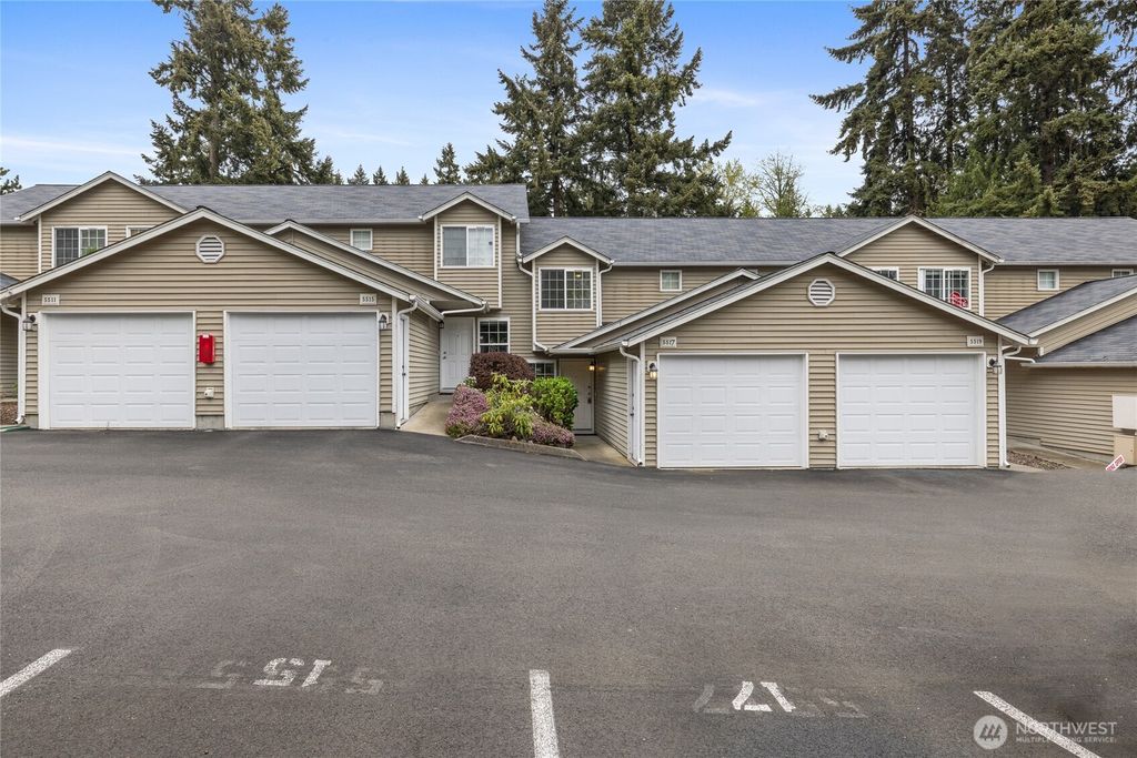 Photo of 5517 E 99th St Ct Ct #58, Puyallup, WA 98373 (MLS # 2511566)