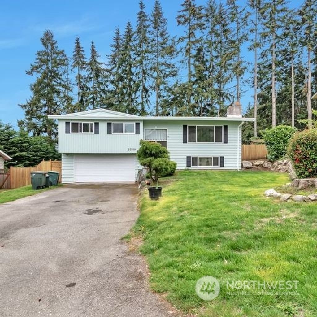 Photo of 23119 80th Place W, Edmonds, WA 98026 (MLS # 2064755)
