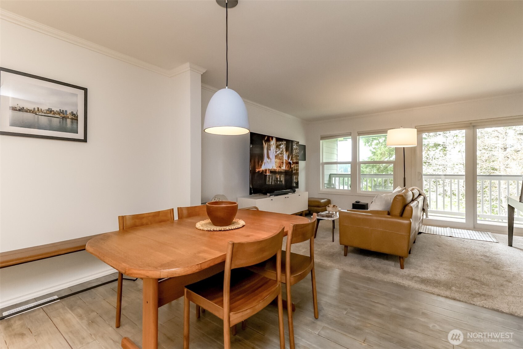 19905 4th Avenue NE I