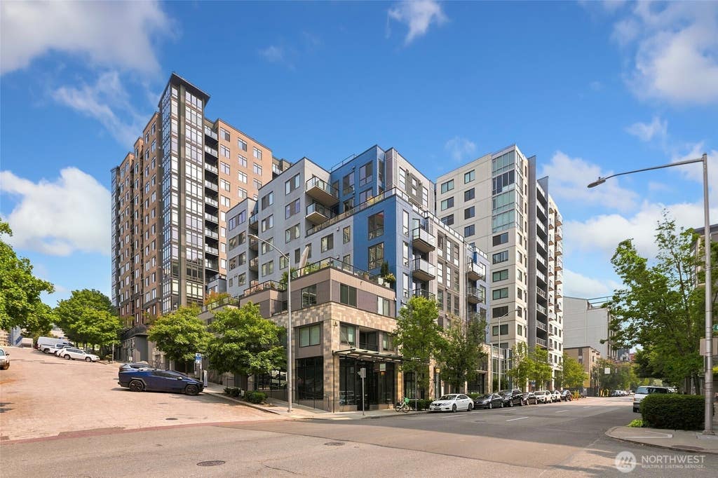 Photo of 81 Clay Street #403, Seattle, WA 98121 (MLS # 2565254)