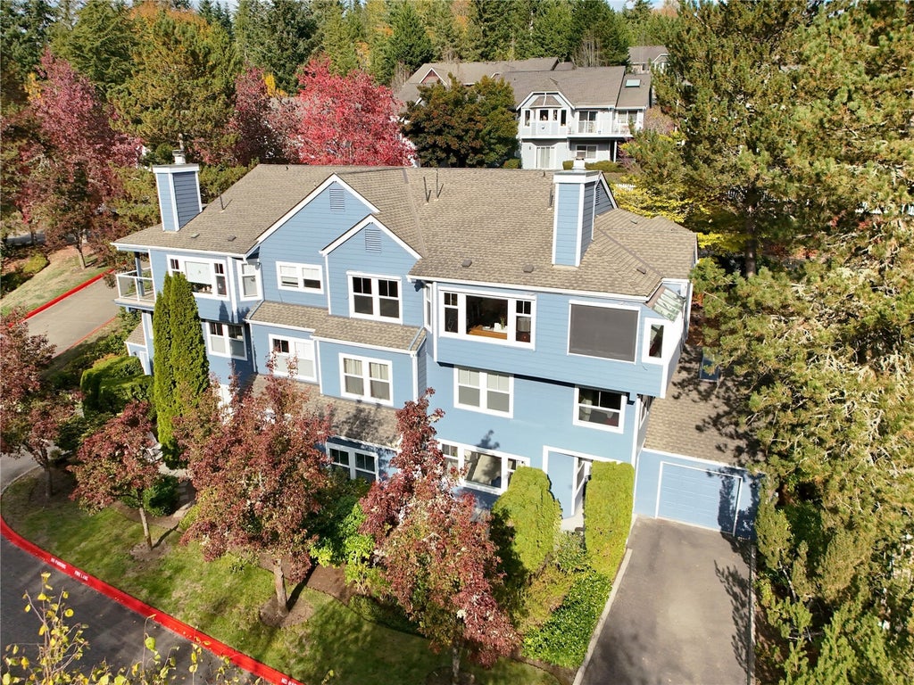 Photo of 22772 SE 43rd Lane, Issaquah, WA 98029 (MLS # 2597679)