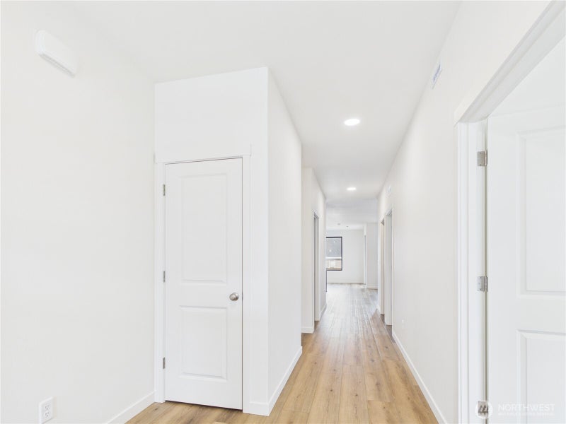 605 Powell Avenue