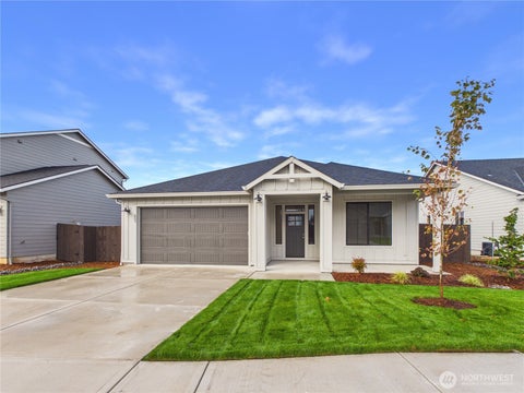 Photo of 605 Powell Avenue, Winlock, WA 98596 (MLS # 2552358)