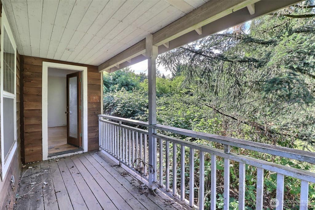 Photo of 21904 Vashon Highway SW, Vashon, WA 98070 (MLS # 2557982)