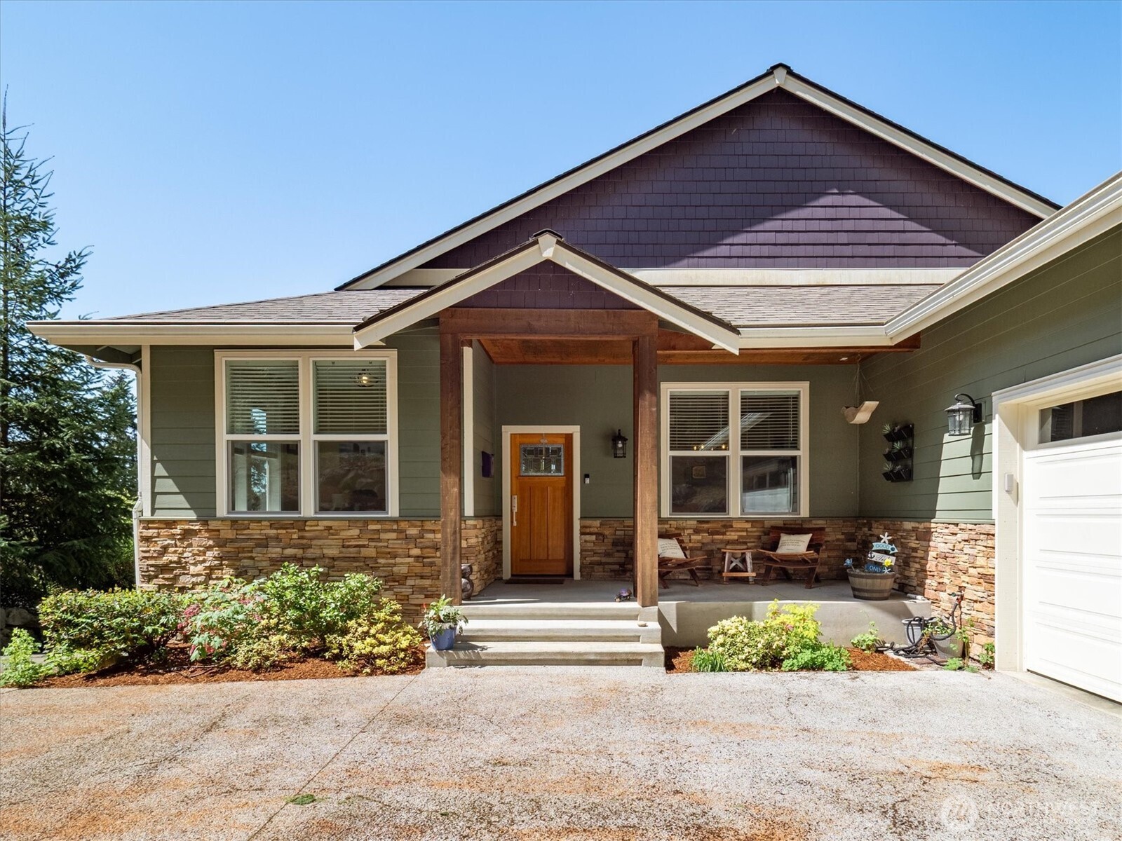 17722 E Lake Desire Drive SE