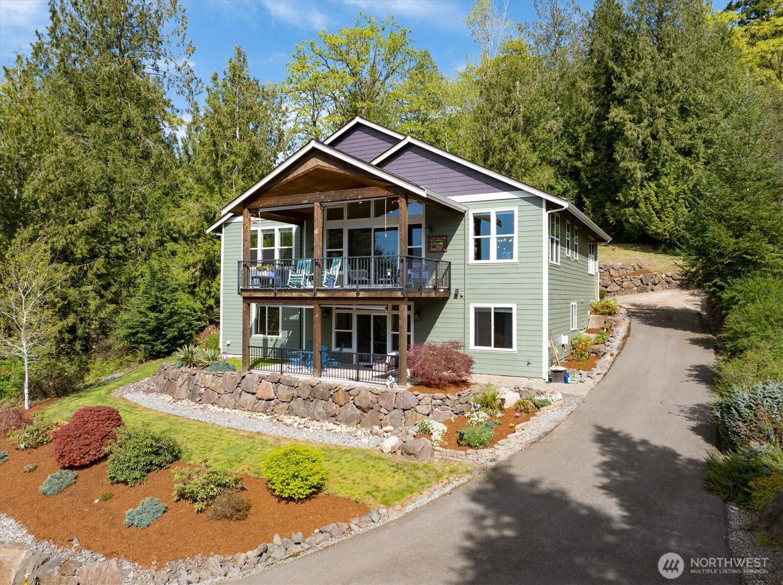 17722 E Lake Desire Drive SE
