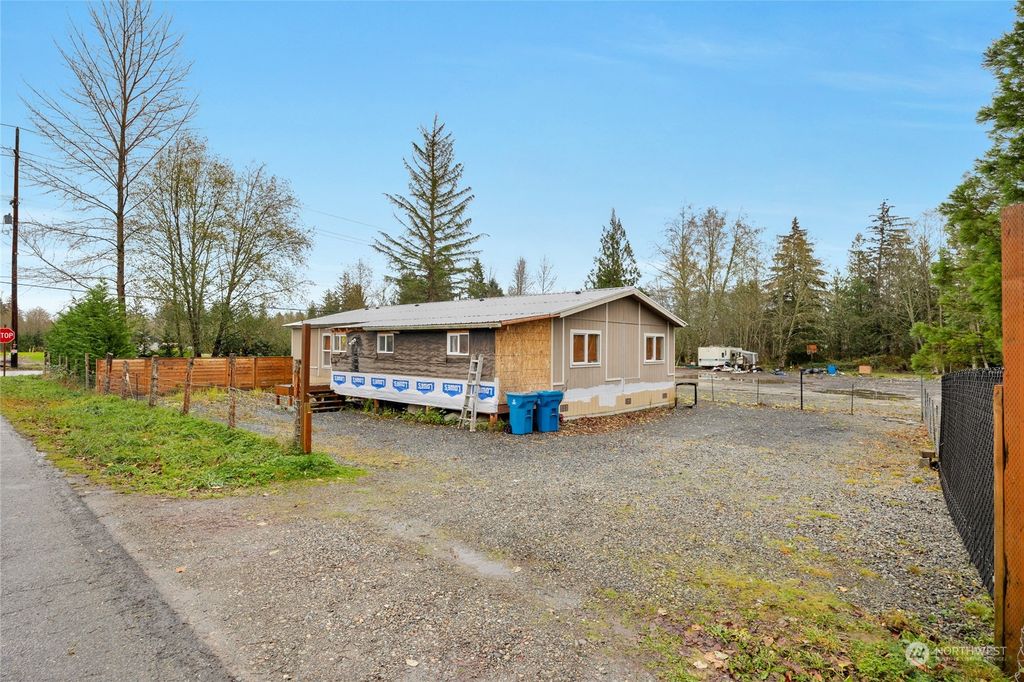 Photo of 1124 Bryant Road, Sultan, WA 98294 (MLS # 2323055)