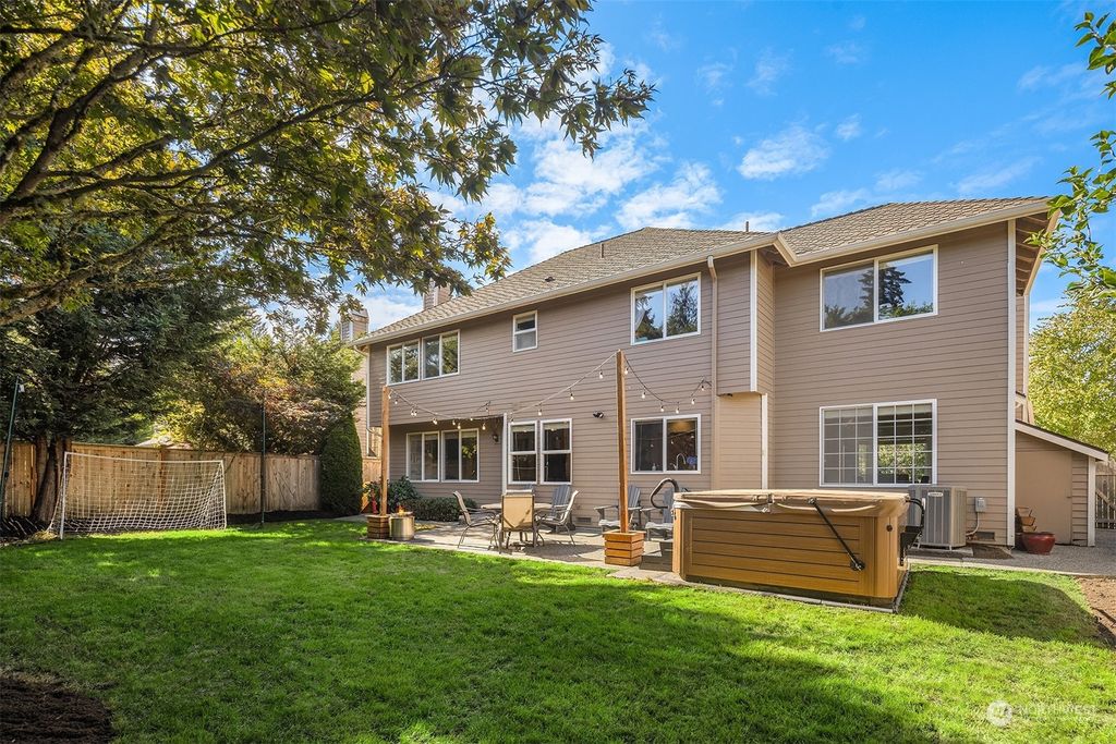 Photo of 3938 259th Avenue SE, Sammamish, WA 98029 (MLS # 2295050)