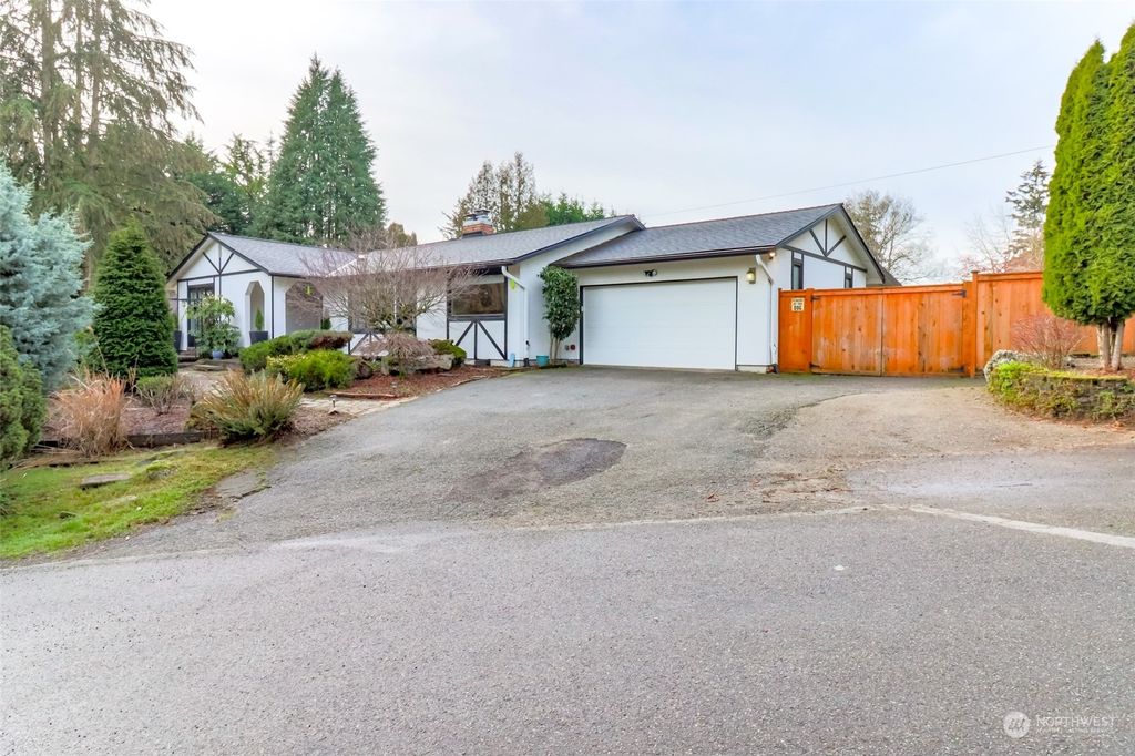 Photo of 21613 35th Avenue S, SeaTac, WA 98198 (MLS # 2319528)