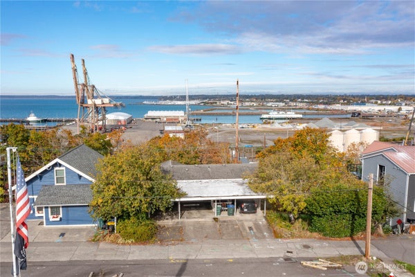 630 BOULEVARD, BELLINGHAM, WA 98225 - Image b5bbdf4bcea5e874224ff8a103043d12/4287605535