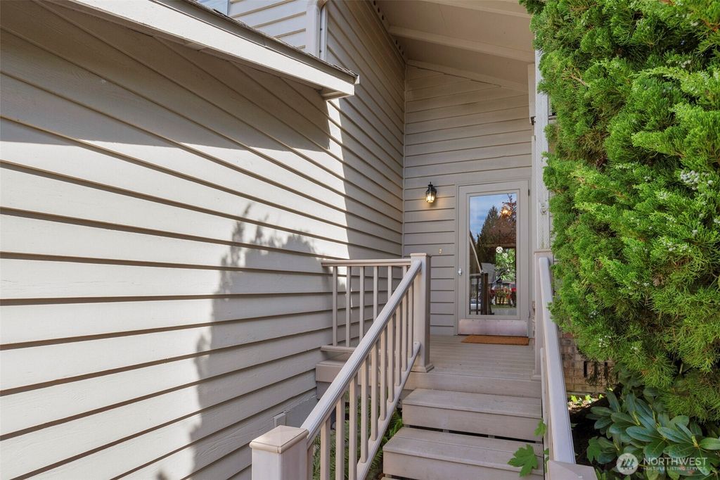 Photo of 5513 104th Place SW, Mukilteo, WA 98275 (MLS # 2512383)