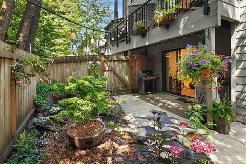 Photo of 15628 8th Avenue SW #B, Burien, WA 98166 (MLS # 2543462)