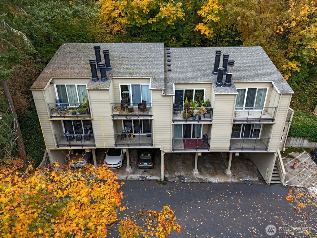 Photo of 2949 76th Avenue SE #81D, Mercer Island, WA 98040 (MLS # 2452434)