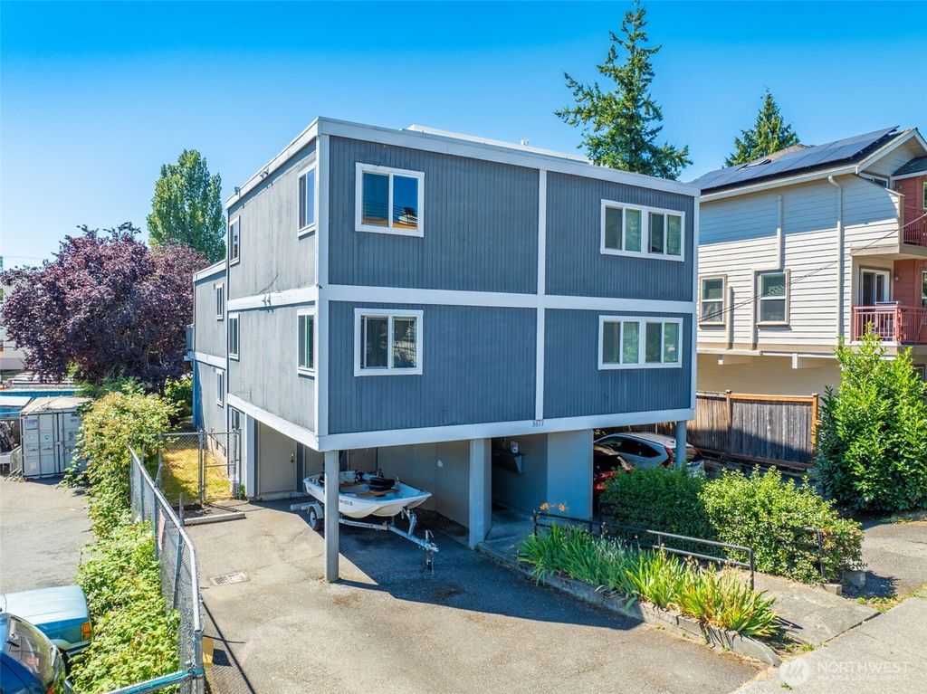 Photo of 3617 Francis Avenue N, Seattle, WA 98103 (MLS # 2413396)