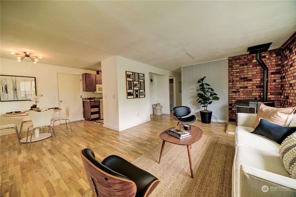 Photo of 1716 NE 92nd Street, Seattle, WA 98115 (MLS # 2230594)