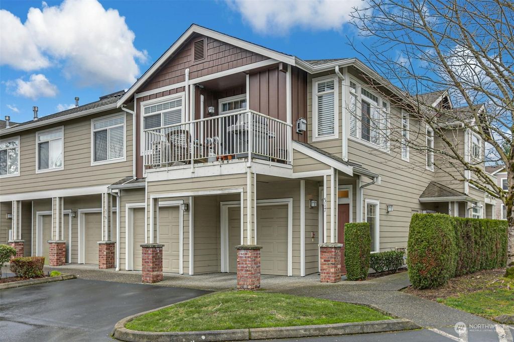 Photo of 517 241st Lane SE #W4, Sammamish, WA 98074 (MLS # 2201066)