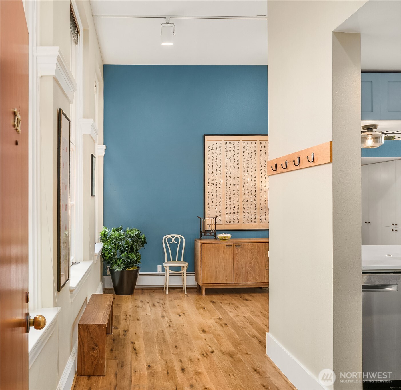 1401 5th Avenue W 212