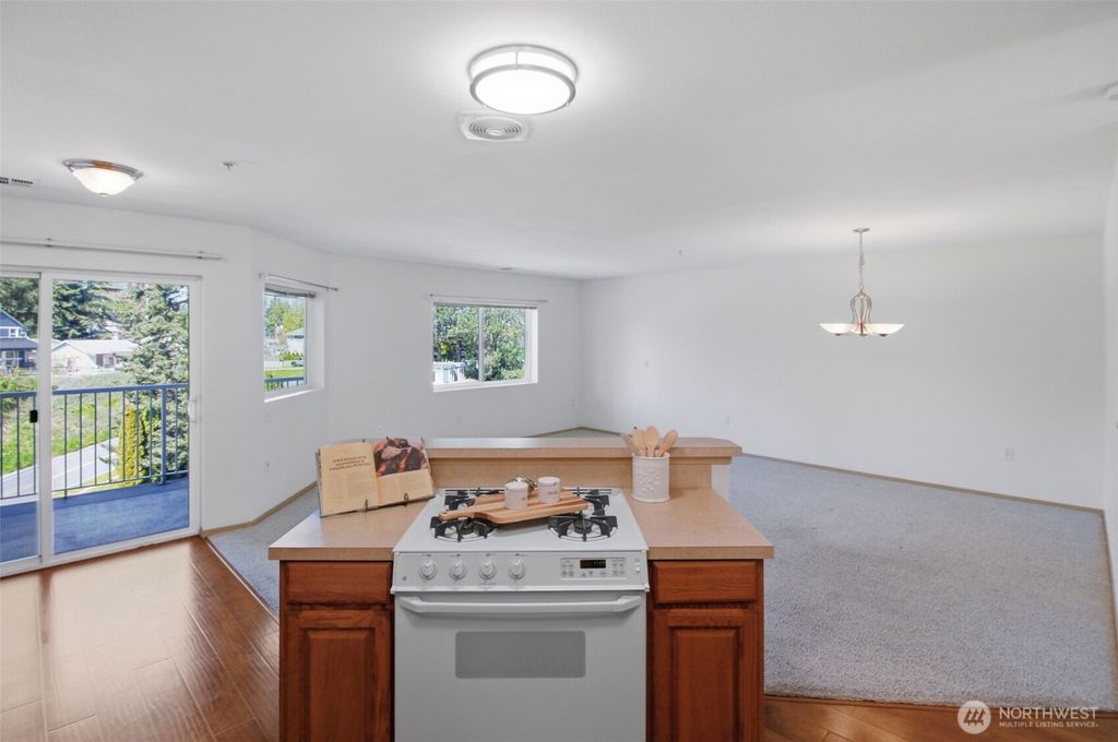 Photo of 1318 37th Street #2-420, Everett, WA 98201 (MLS # 2504198)