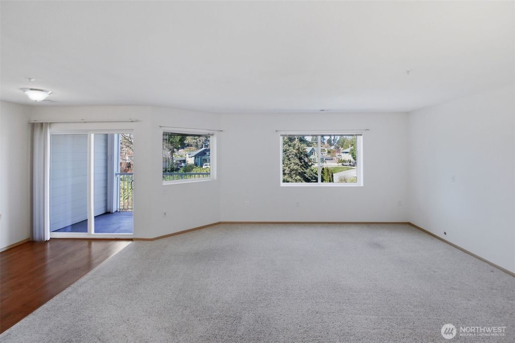 Photo of 1318 37th Street #2-420, Everett, WA 98201 (MLS # 2504198)