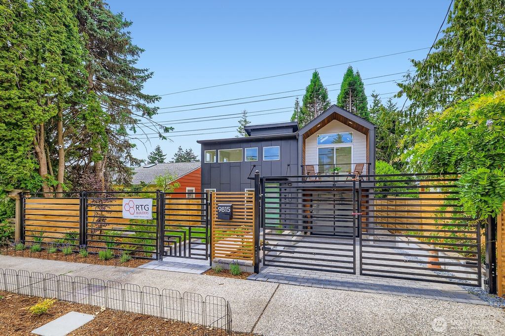 Photo of 9815 Fremont Avenue N, Seattle, WA 98103 (MLS # 2408981)